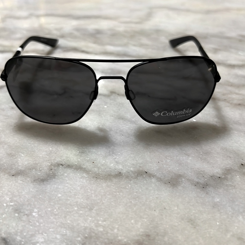 Men’s black Columbia Sunglasses